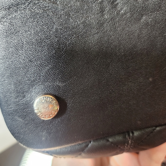 Chanel leather handbag - Picture 13 of 14